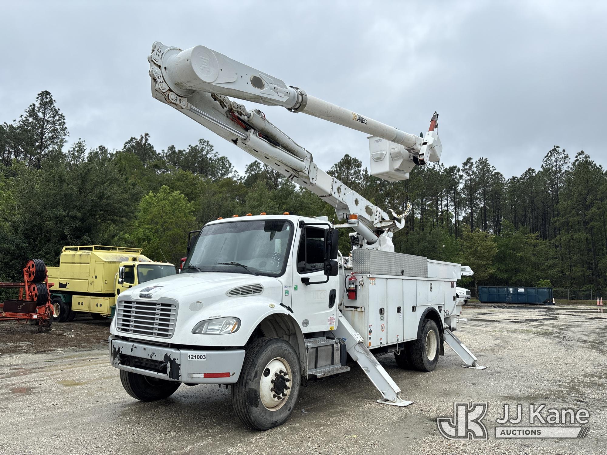 2017 Freightliner M2-106