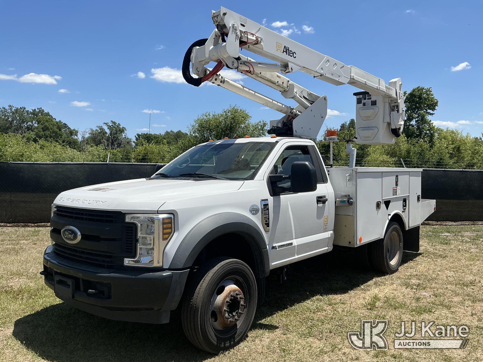 Photo of a 2018 Ford F550
