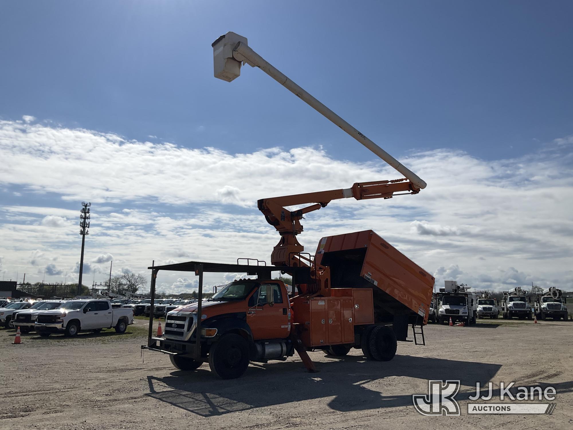 Altec LR760E70, Over-Center Elevator Bucket Truck mounted behind cab on 2015 Ford F-750 Regular Cab 2WD DRW Chipper Dump Truck, needs transmission