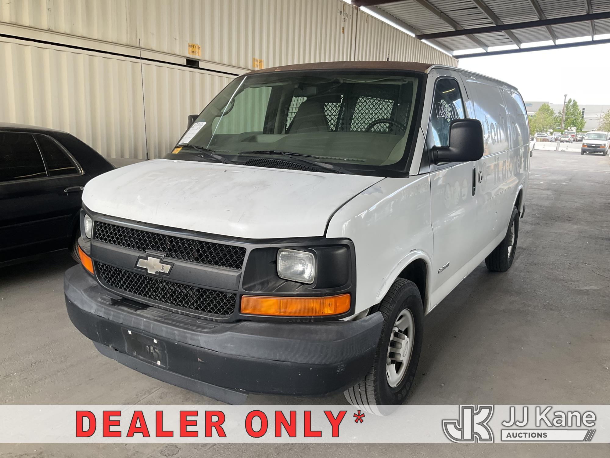 Photo of a 2006 Chevrolet Express