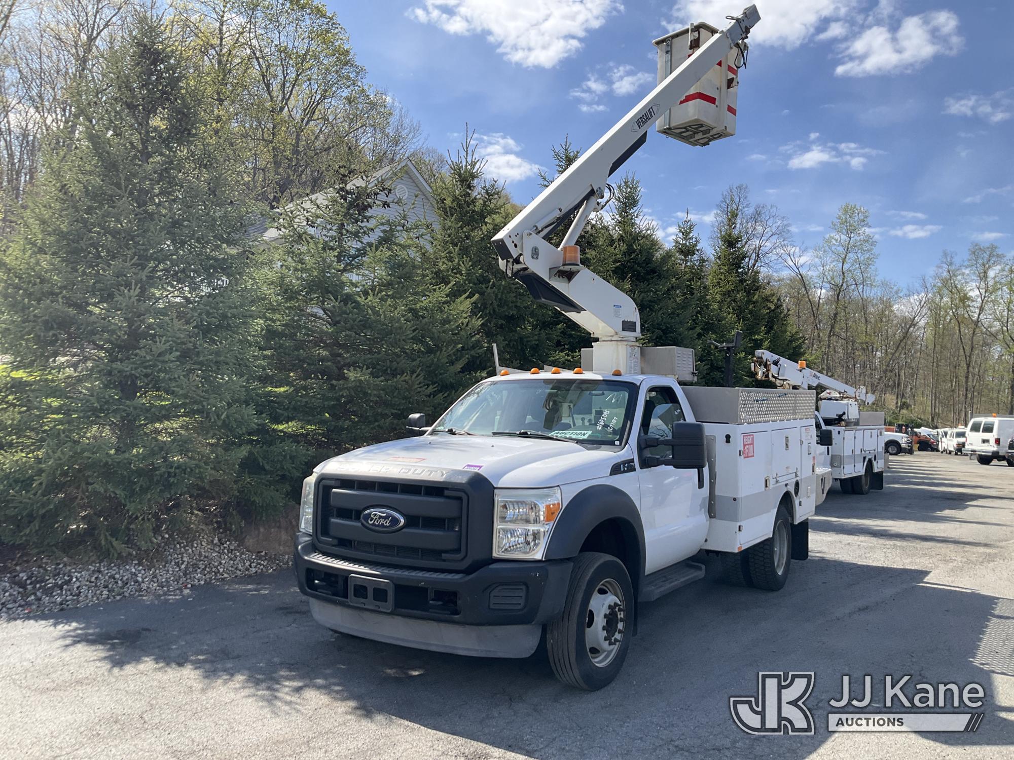 Versalift TEL29, Telescopic Non-Insulated Bucket Truck mounted on 2012 Ford F-450 SD Utility Truck