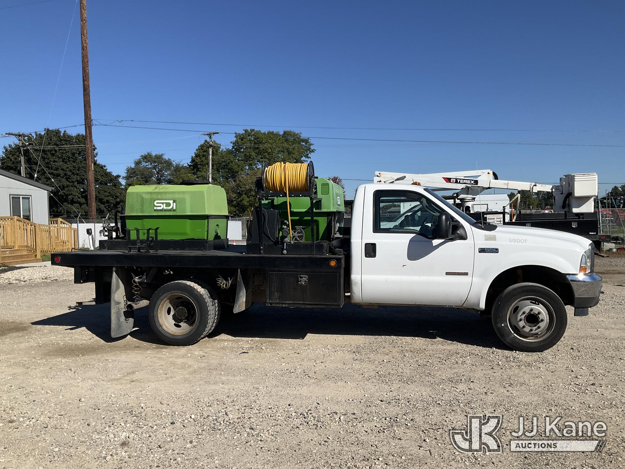 2004 Ford F-550