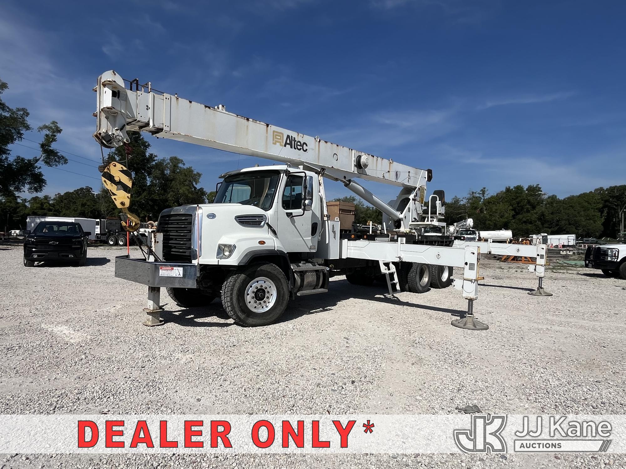 2013 Freightliner 108SD