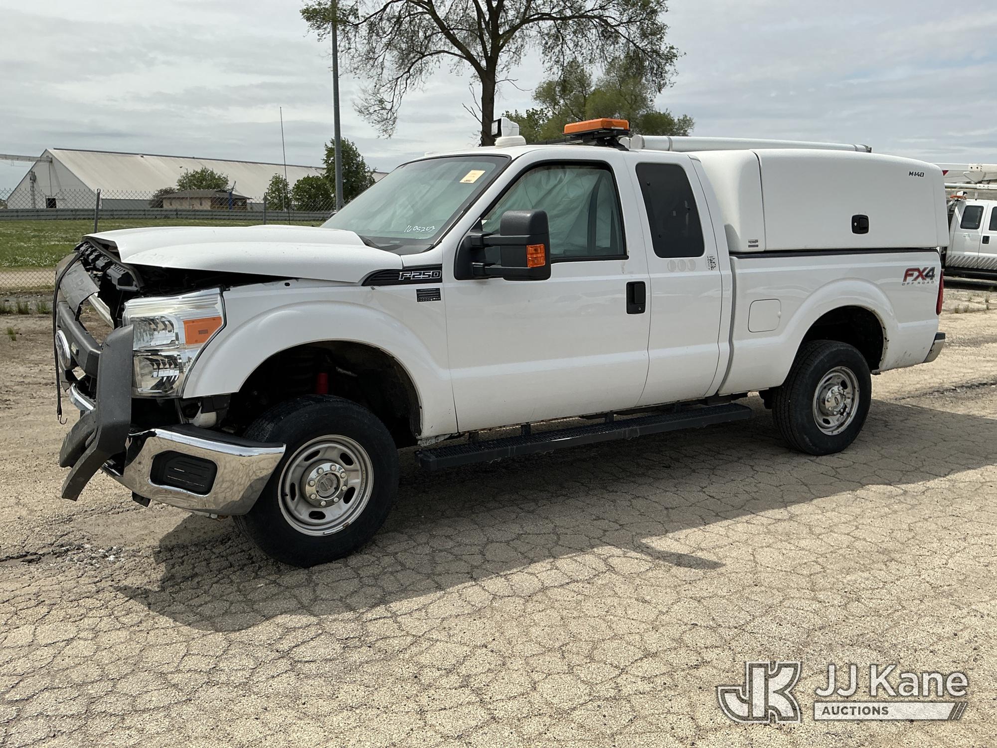 2016 Ford F-250 SD Extended-Cab Pickup Truck