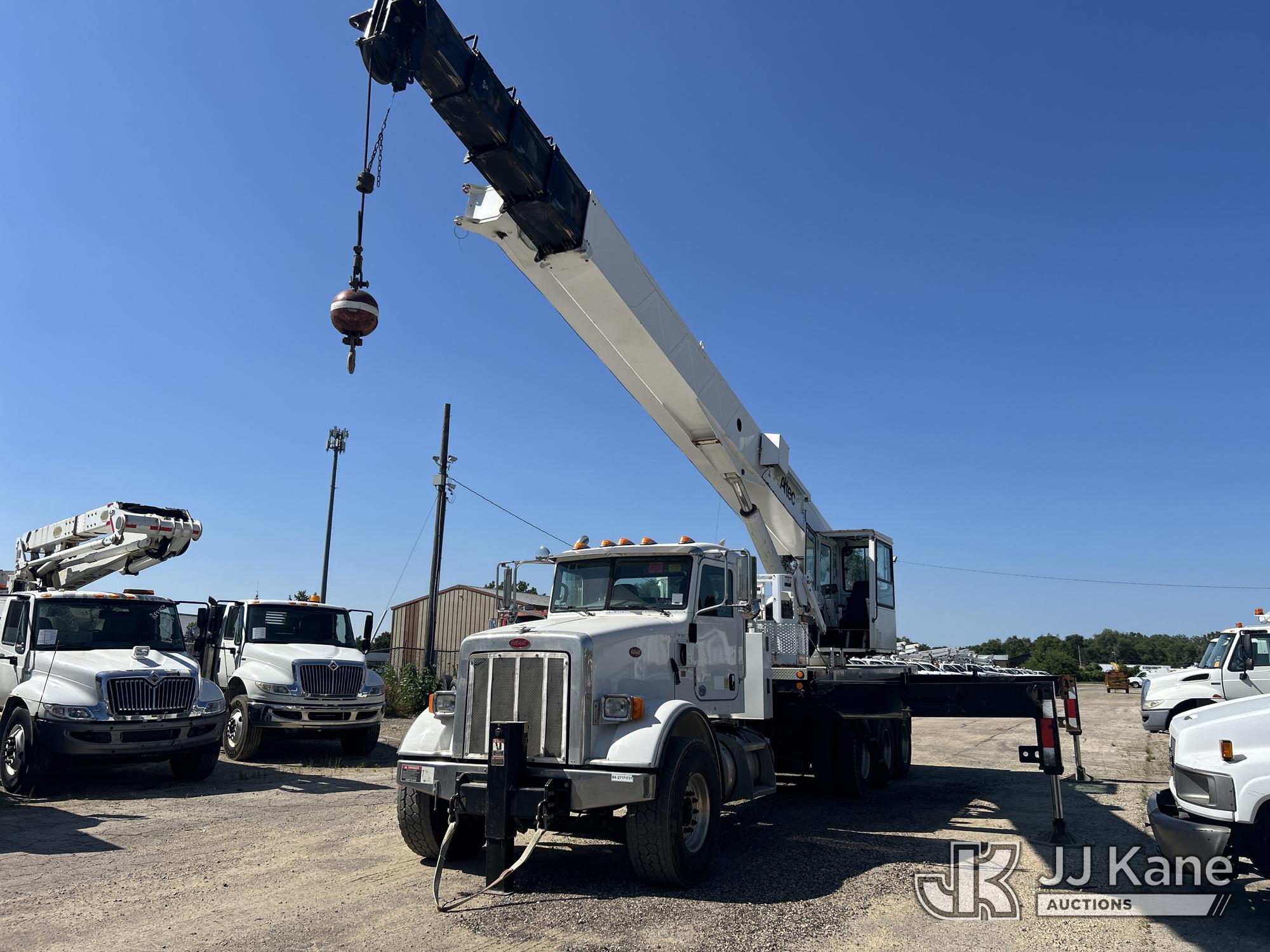 Photo of a 2014 Peterbilt 365