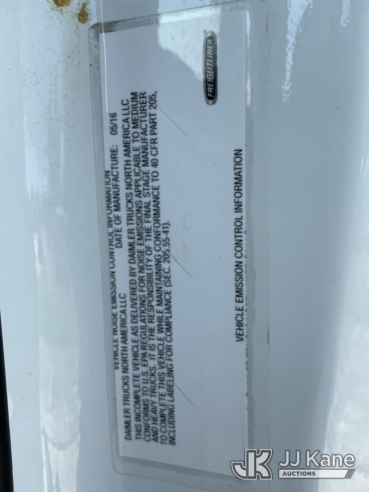 2017 Freightliner M2 112