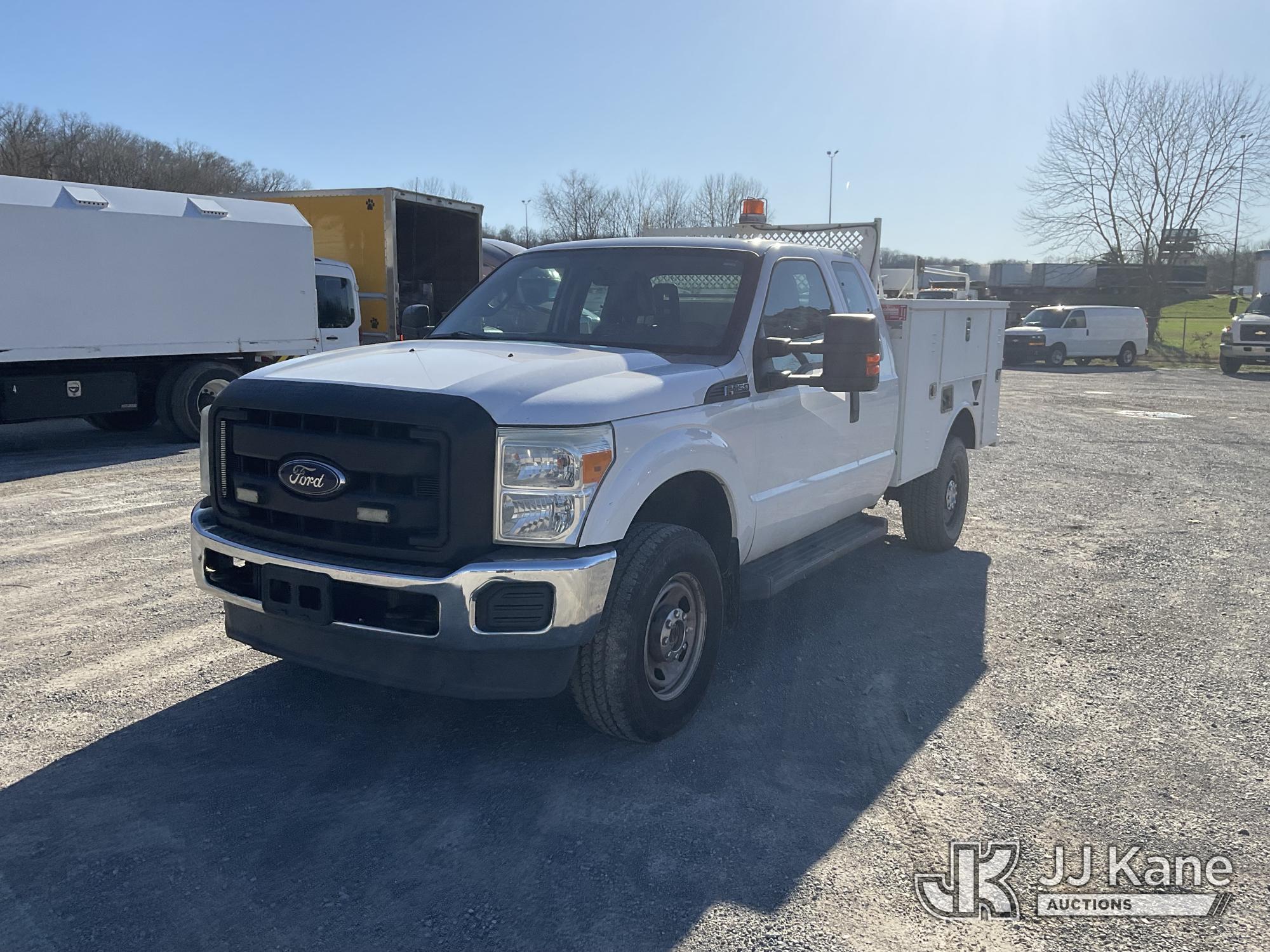 Photo of a 2014 Ford F-350 SD