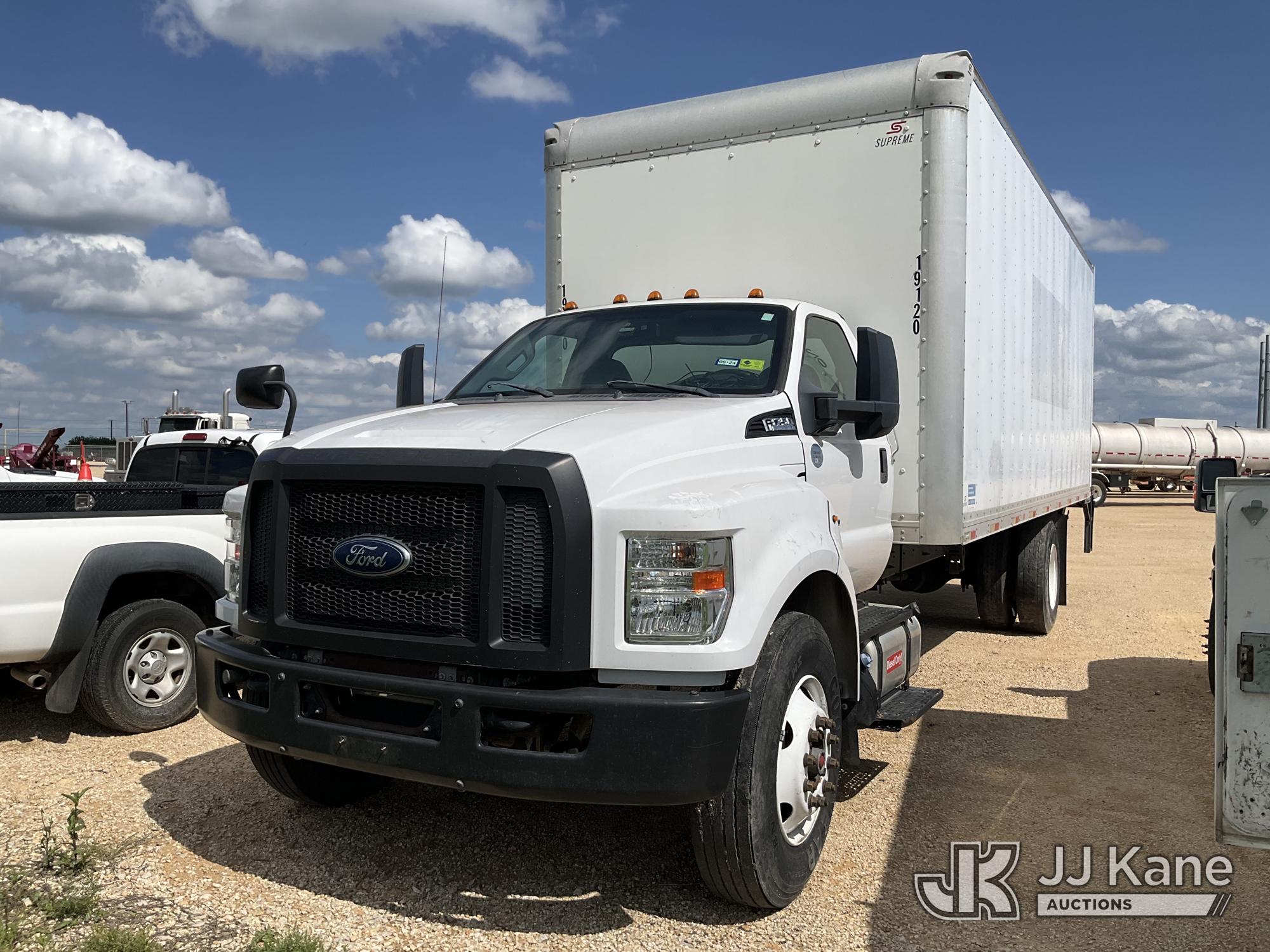 Photo of a 2019 Ford F-750