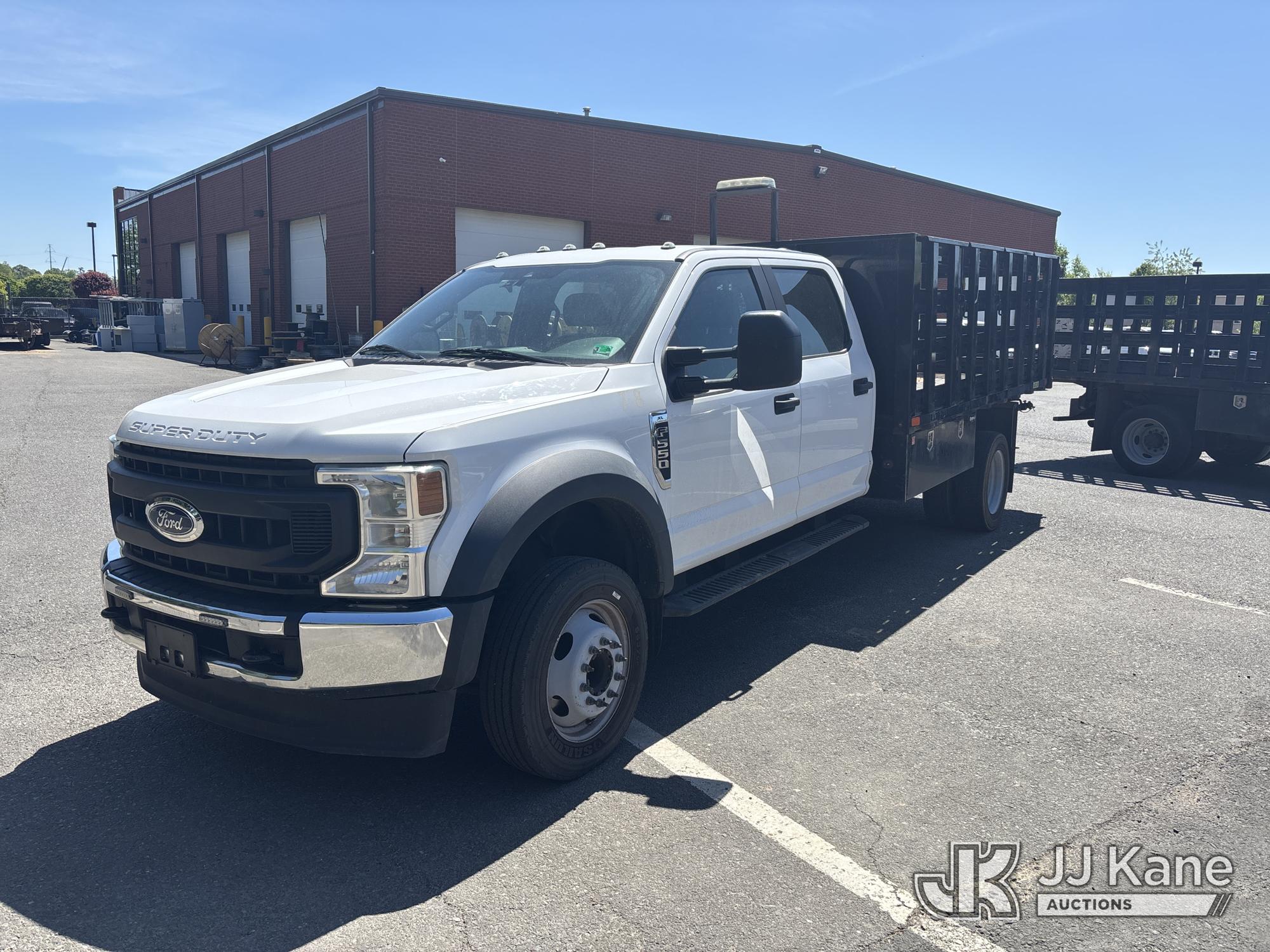 Photo of a 2021 Ford F550