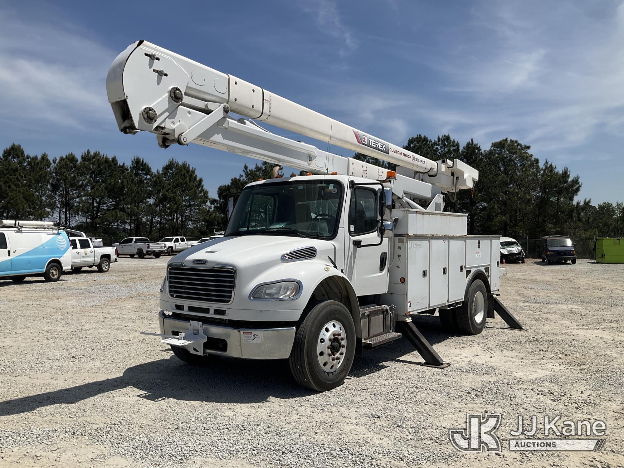 Photo of a 2017 Freightliner M2 106