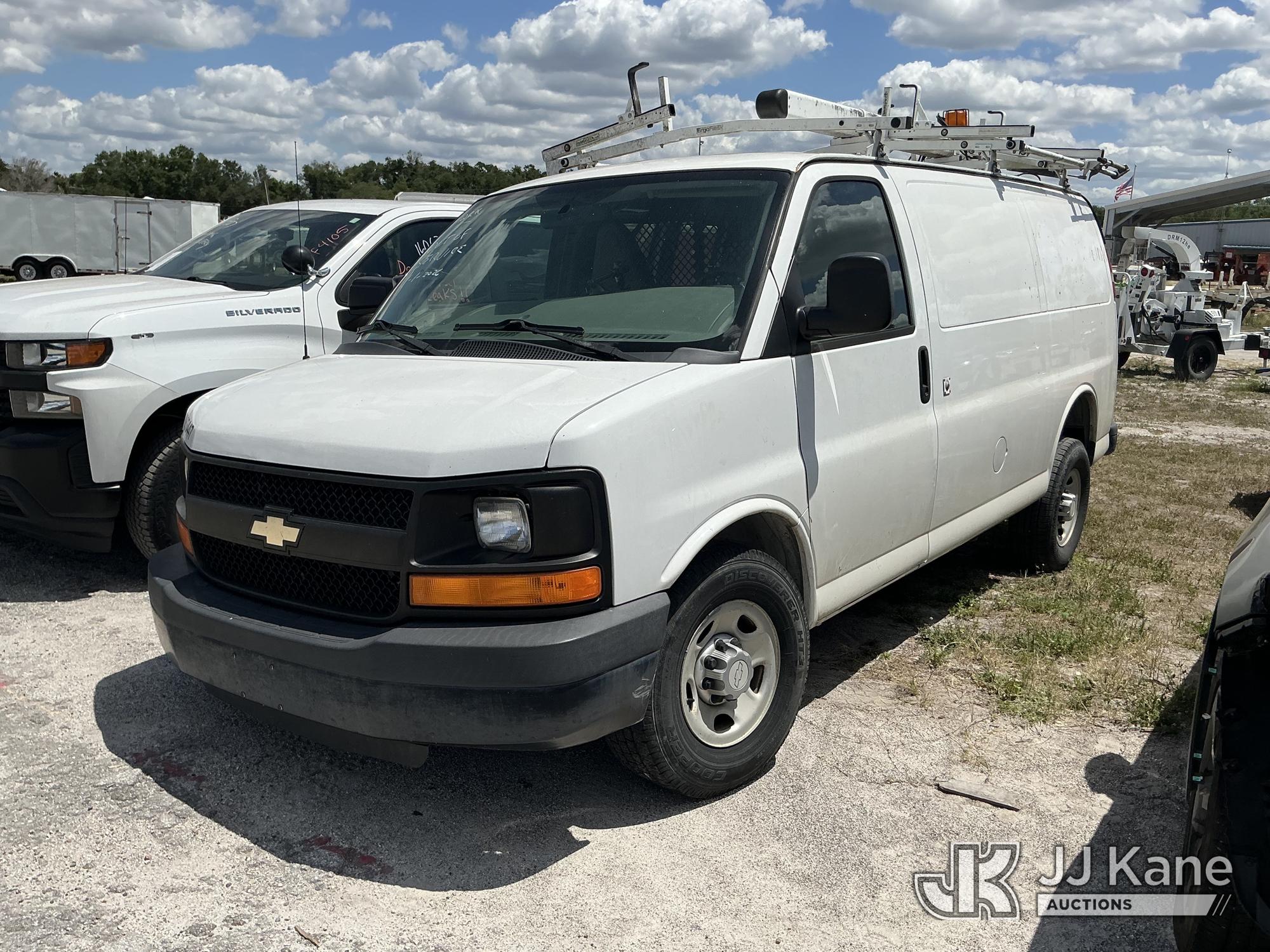 Photo of a 2016 Chevrolet Express G2500