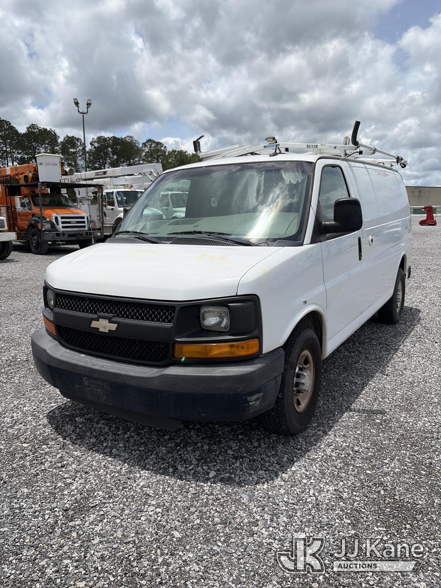 2015 Chevrolet Express G2500 Cargo Van