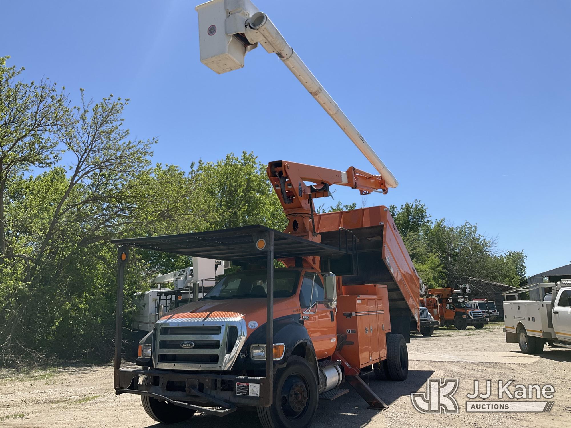 Photo of a 2015 Ford F-750