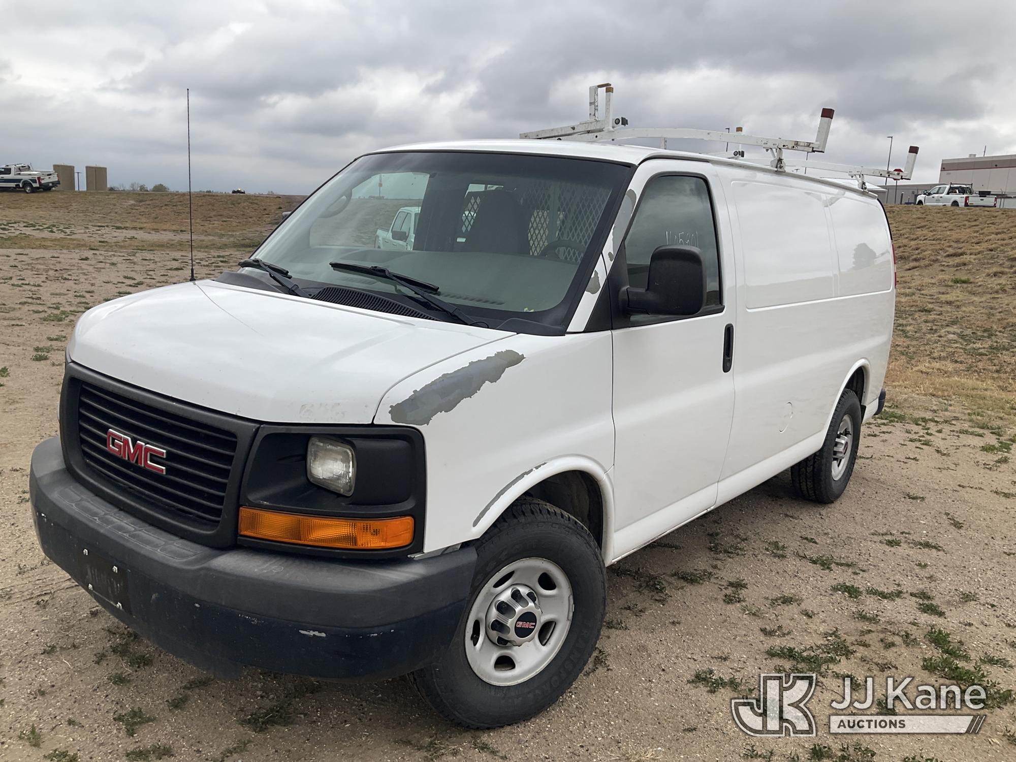 Photo of a 2012 GMC Savana G2500
