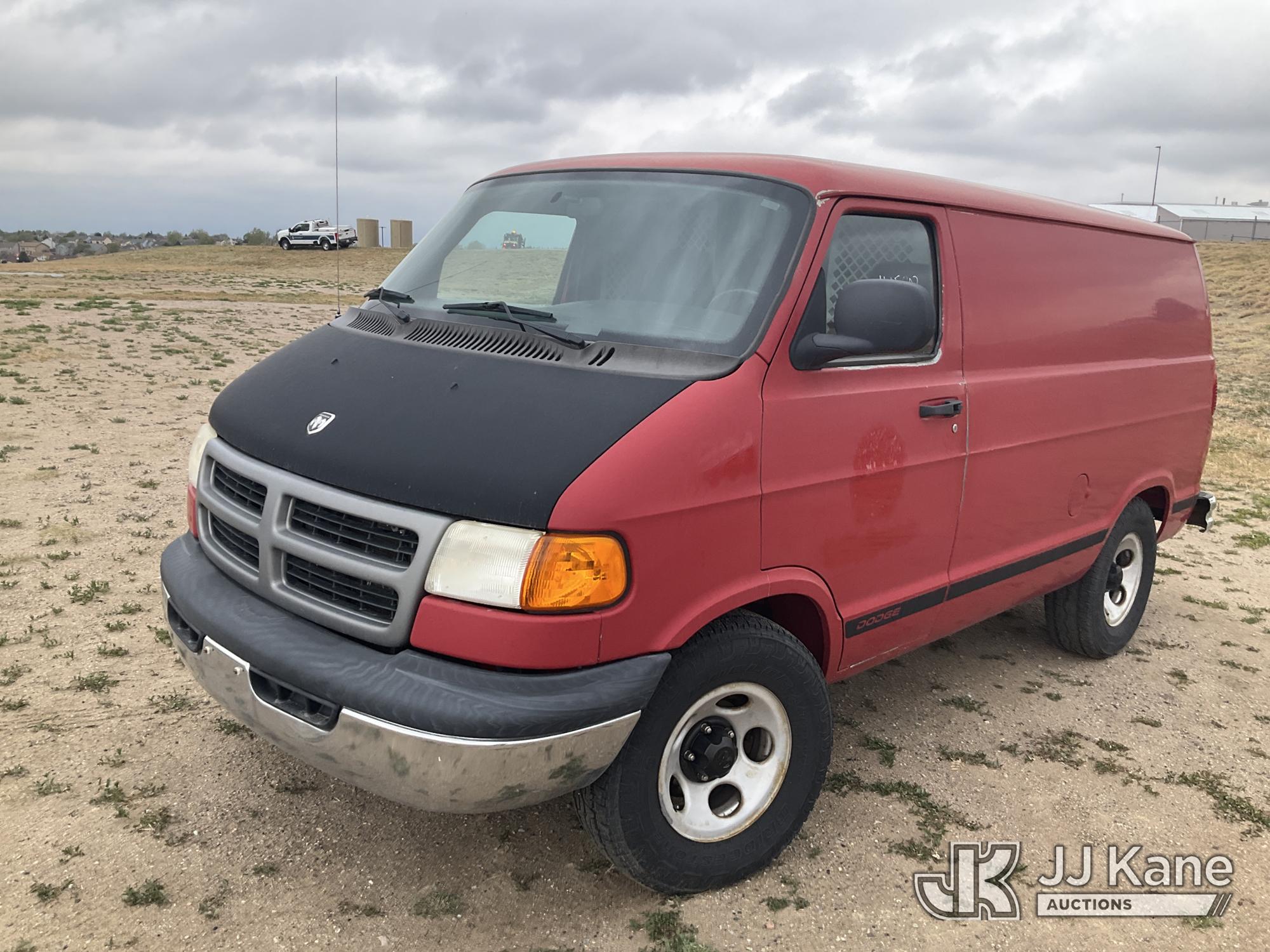 Photo of a 2003 Dodge Ram Van