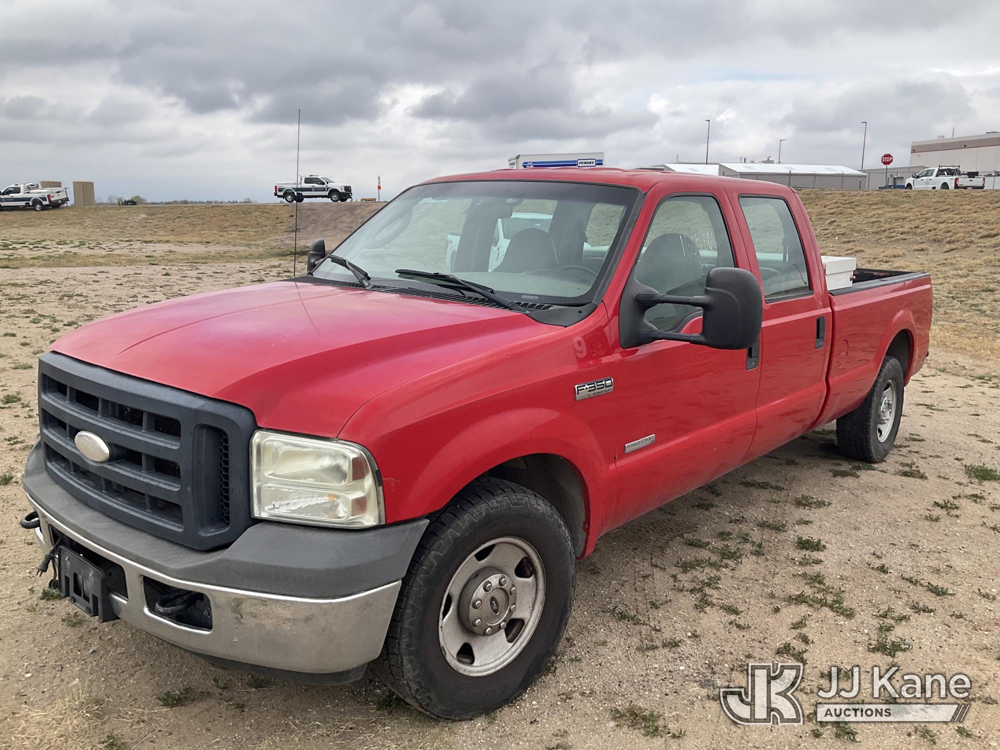 Photo of a 2006 Ford F-350 SD