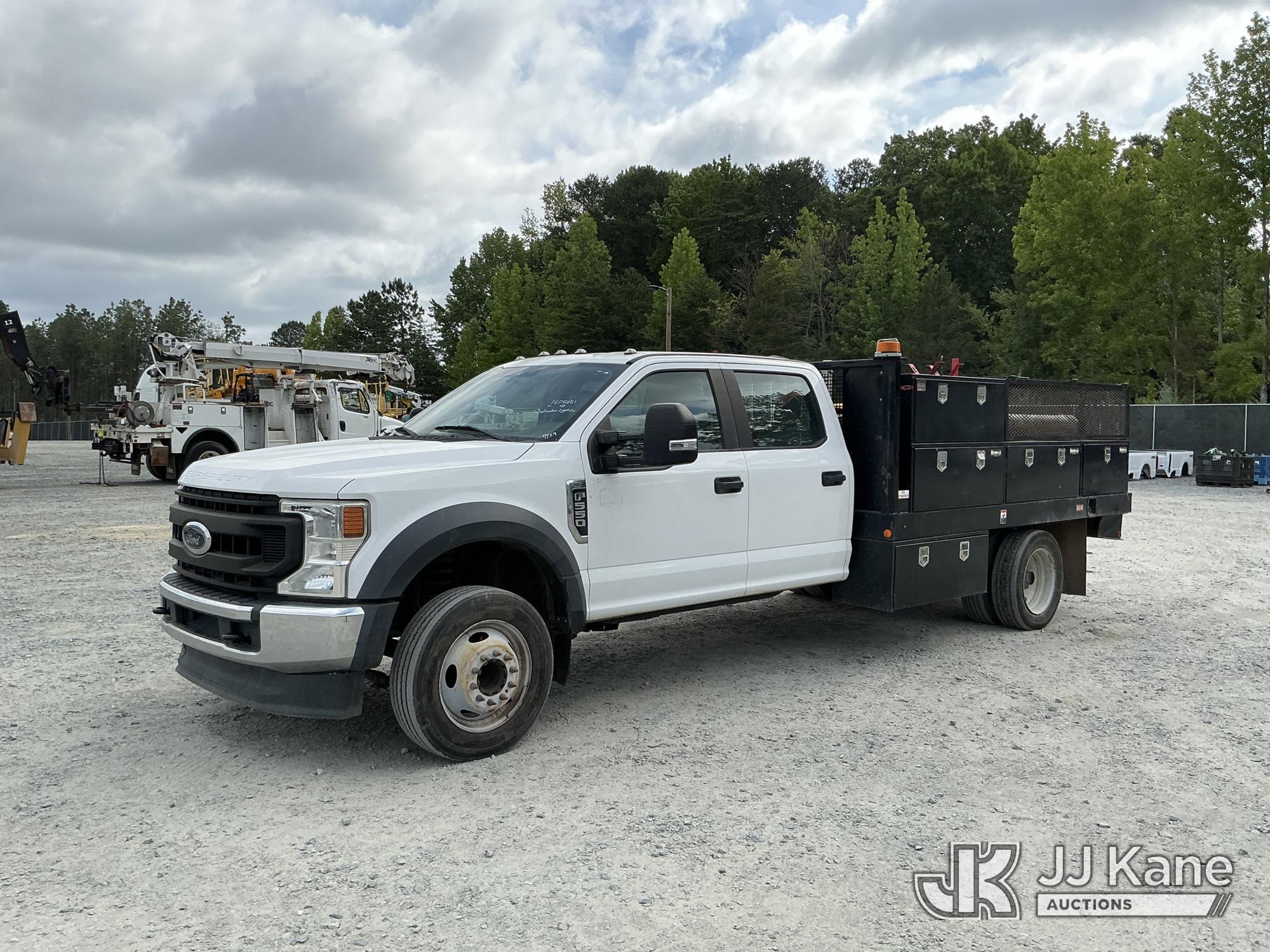 Photo of a 2020 Ford F550