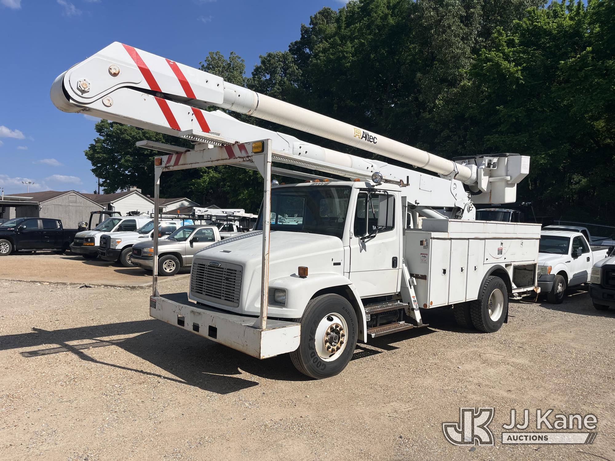 2004 Freightliner FL70