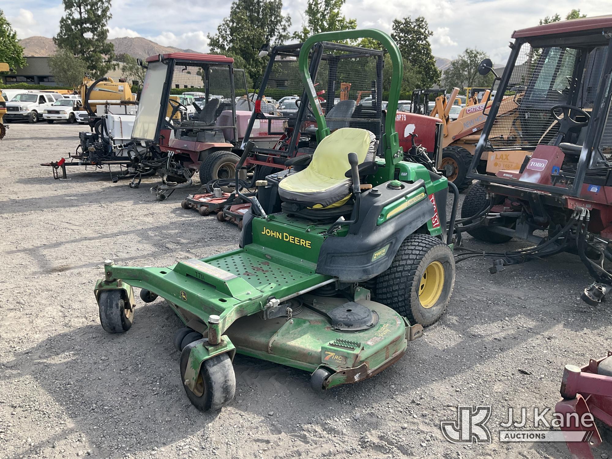 Photo of a 2016 John Deere Mower