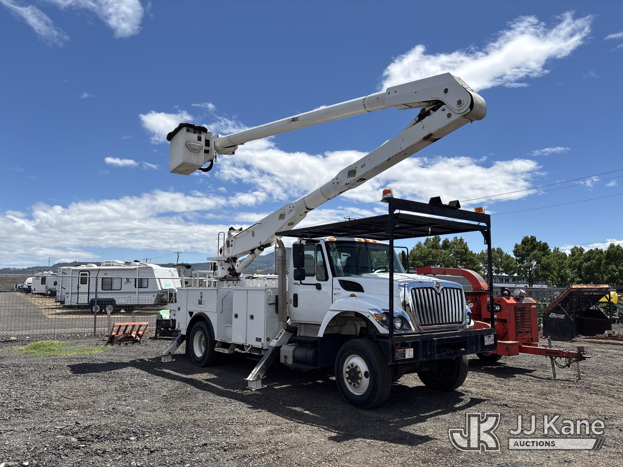 2013 International 7300 4X4