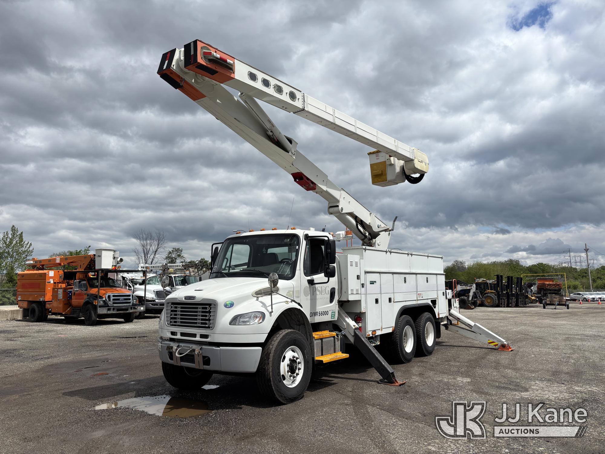 Photo of a 2014 Freightliner M2 106