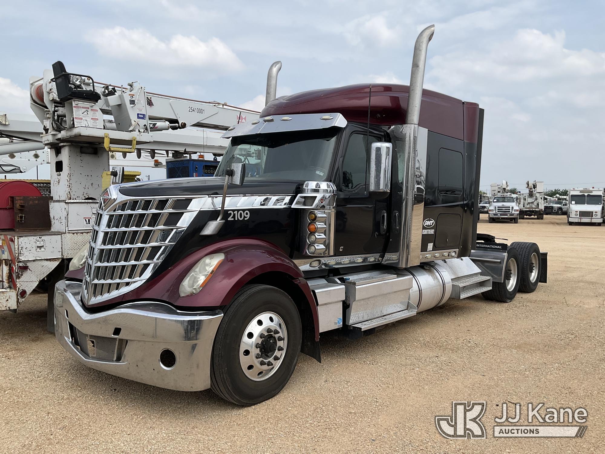 Photo of a 2019 International Loanstar