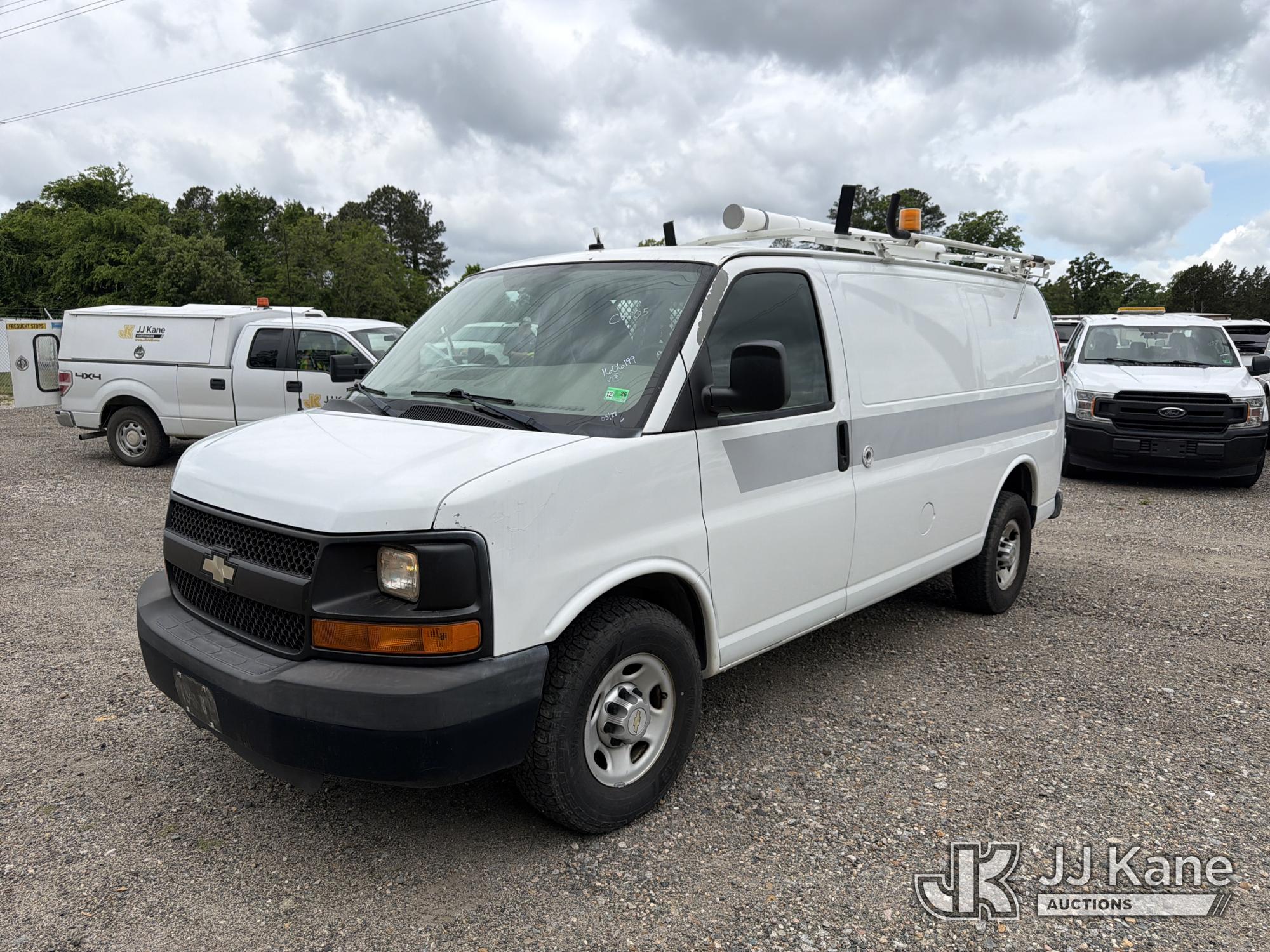 Photo of a 2011 Chevrolet Express G2500
