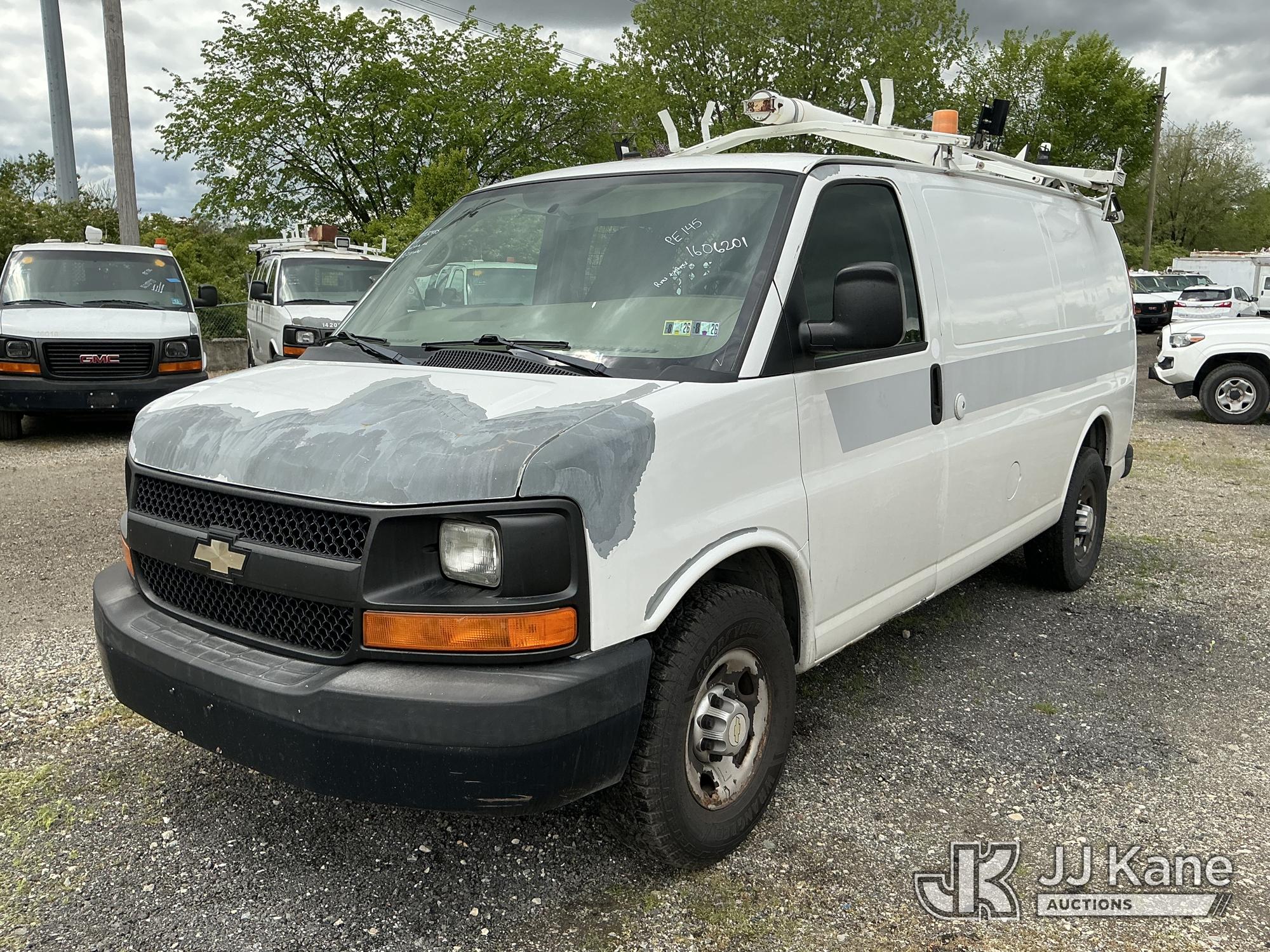 Photo of a 2011 Chevrolet Express G2500