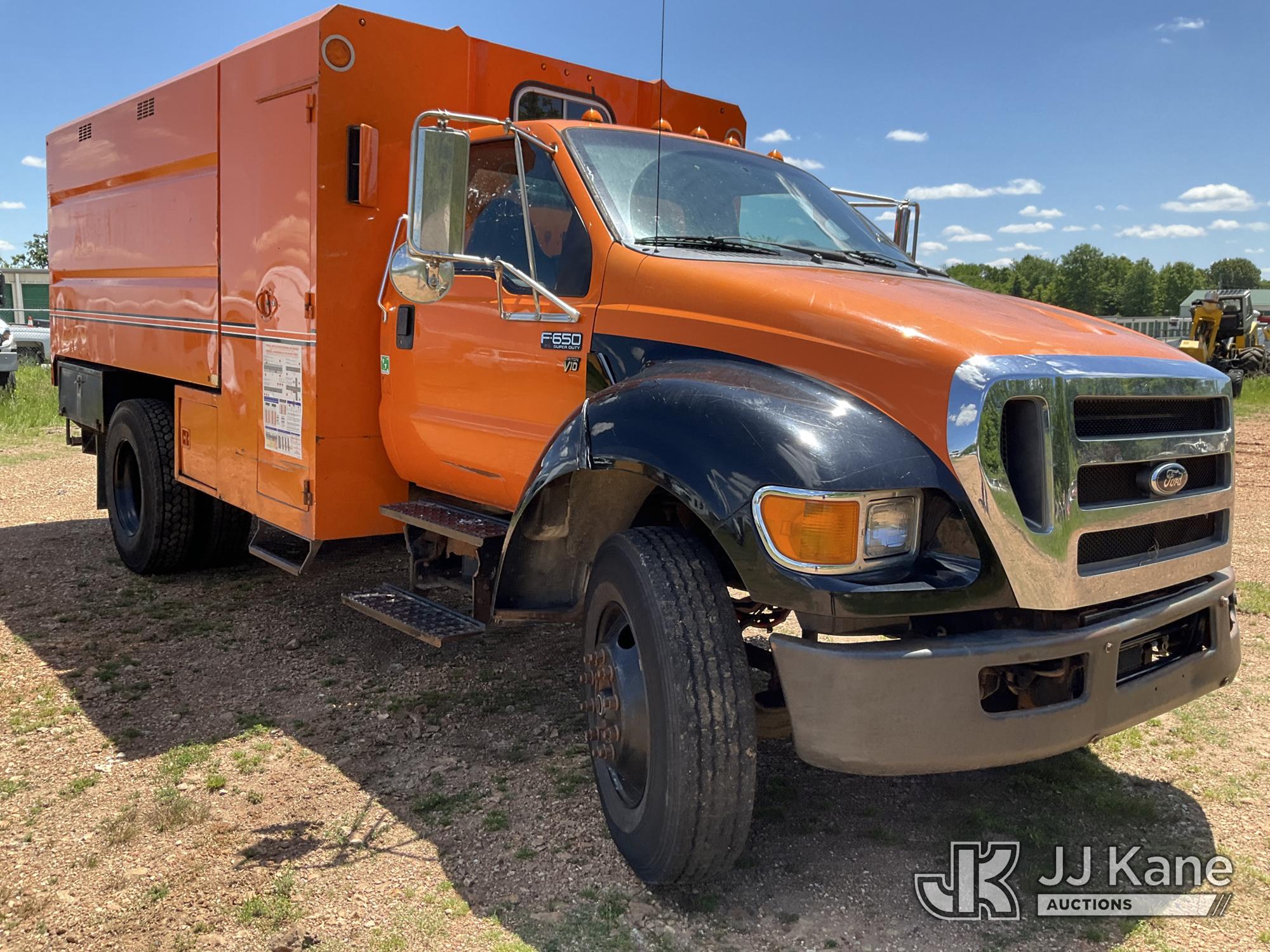 Photo of a 2013 Ford F-650
