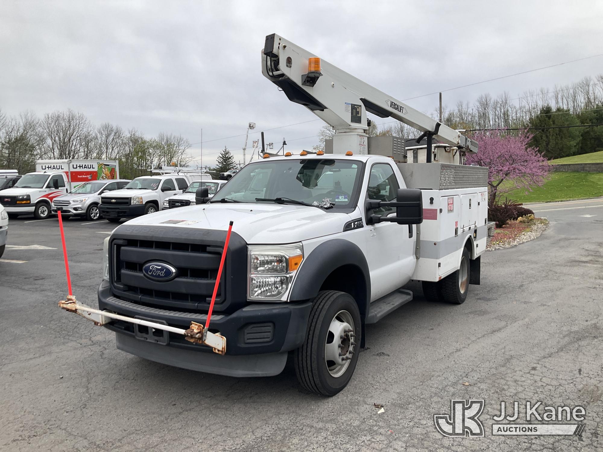 Versalift TEL29NE03, Telescopic Non-Insulated Bucket Truck mounted on 2014 Ford F450 Service Truck