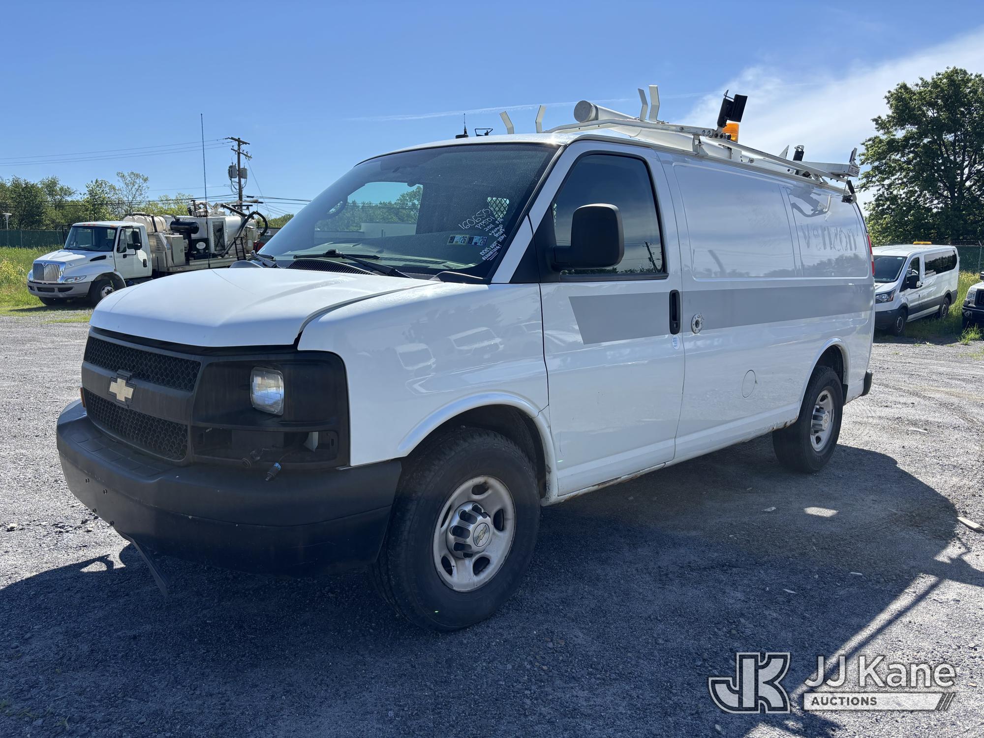 Photo of a 2011 Chevrolet G2500