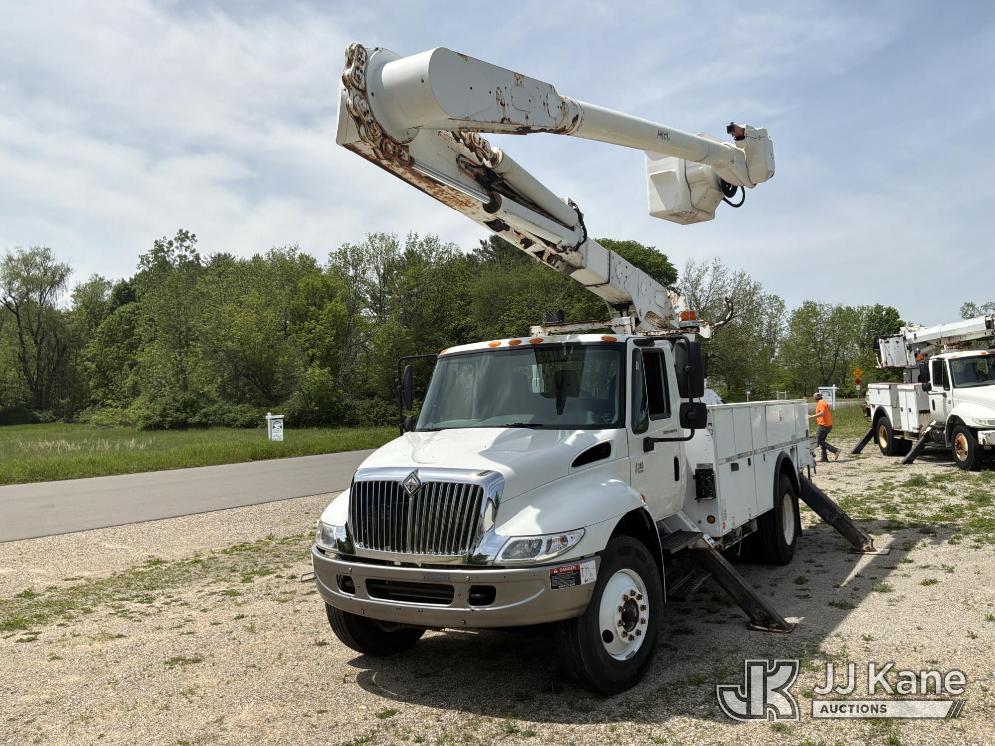 Photo of a 2006 International 4300