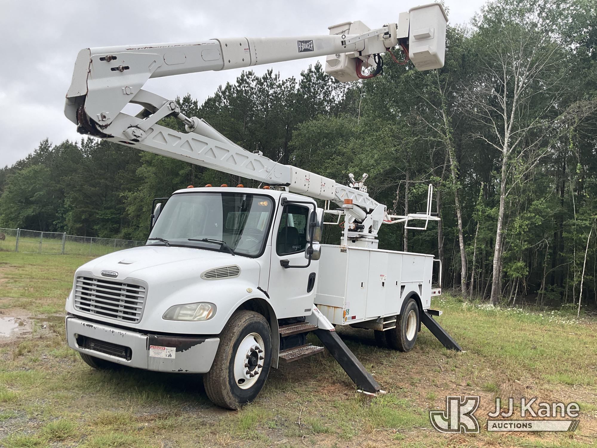 Photo of a 2006 Freightliner M2 106 Medium Duty
