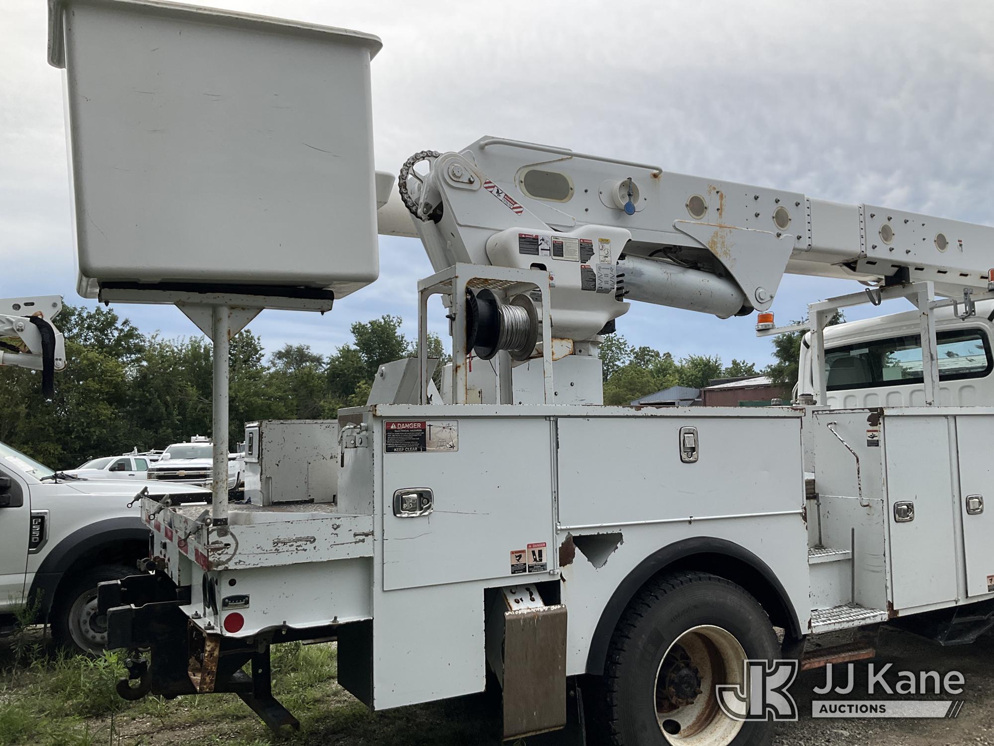 2018 Freightliner M2 106