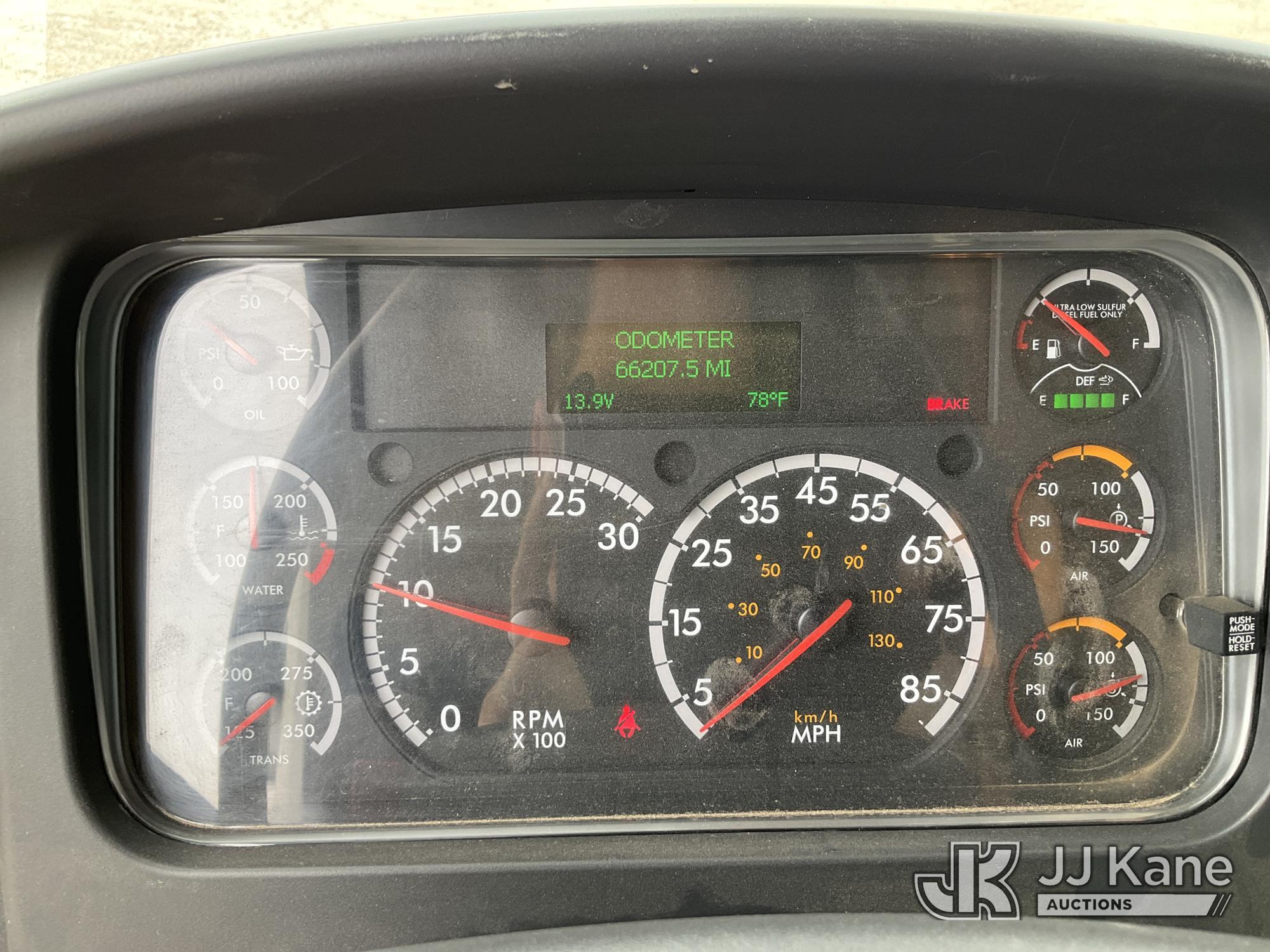 2018 Freightliner M2 106