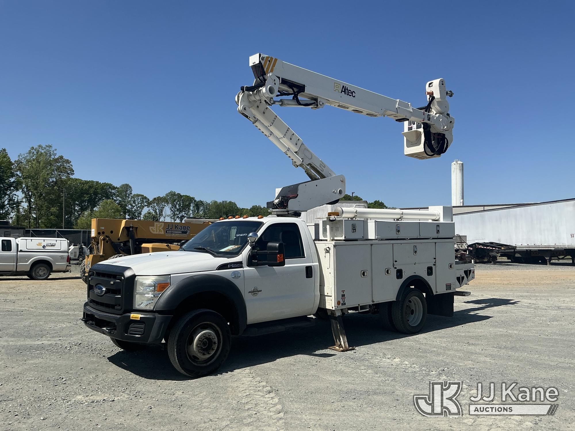 Photo of a 2015 Ford F550 4X4