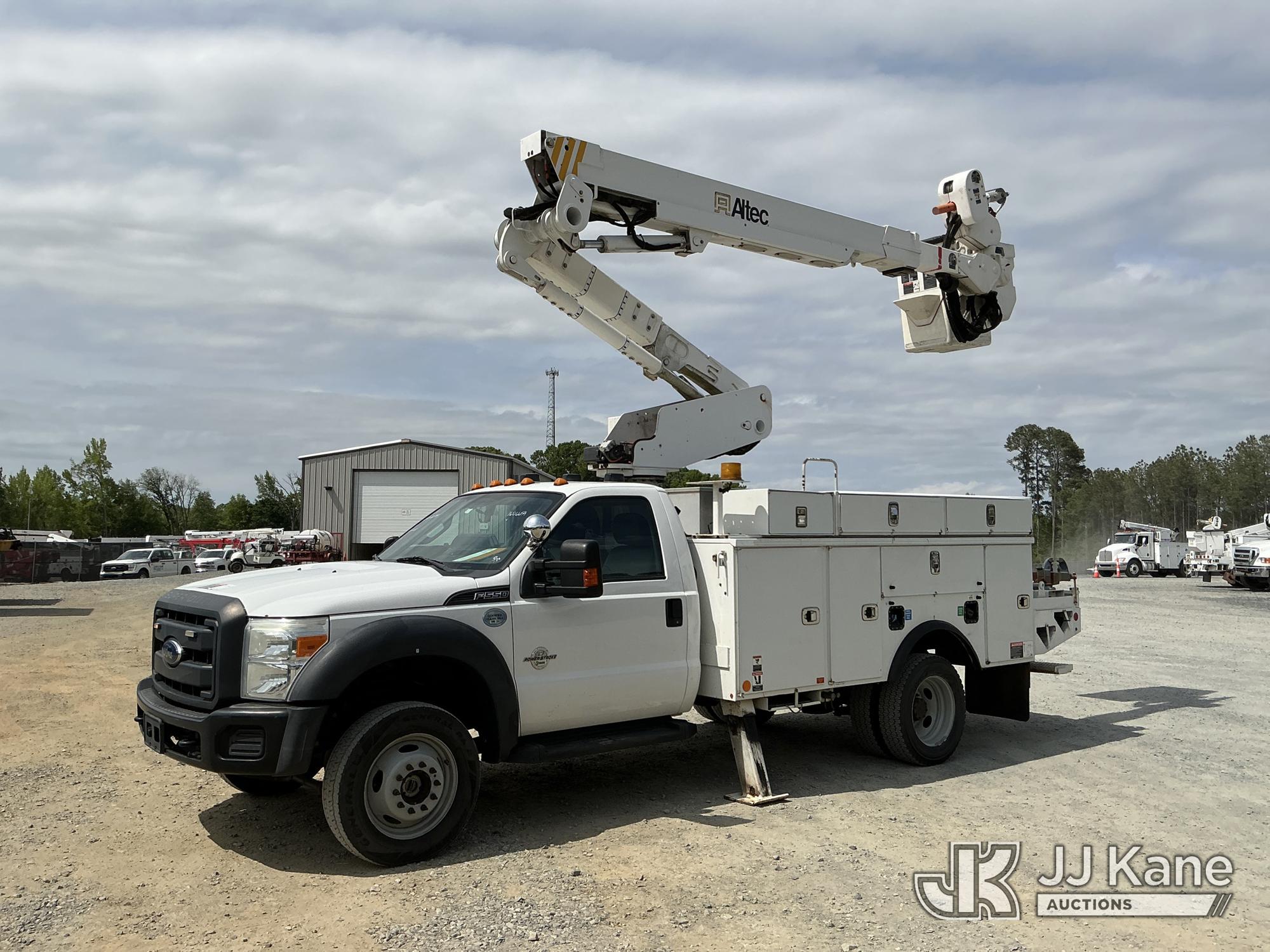 Photo of a 2016 Ford F550 4X4
