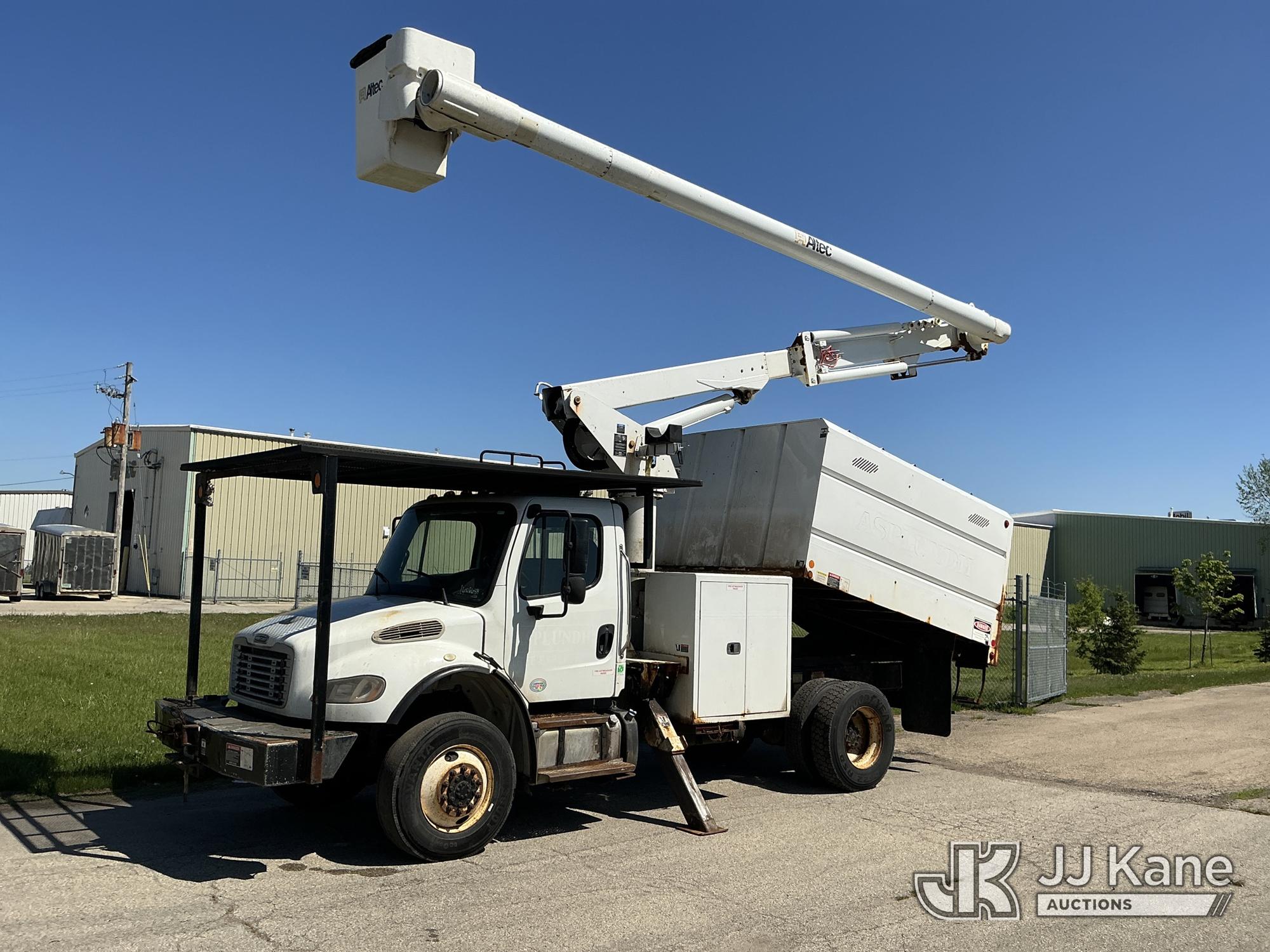 Photo of a 2013 Freightliner M2 106 4x4