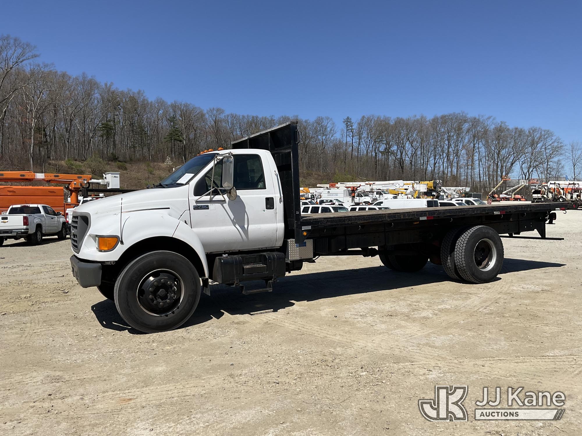 Photo of a 2001 Ford F-750