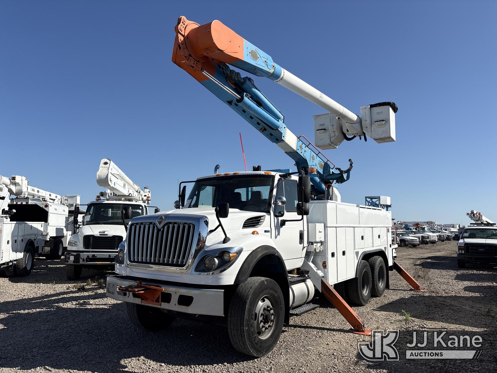 Photo of a 2013 International 7500