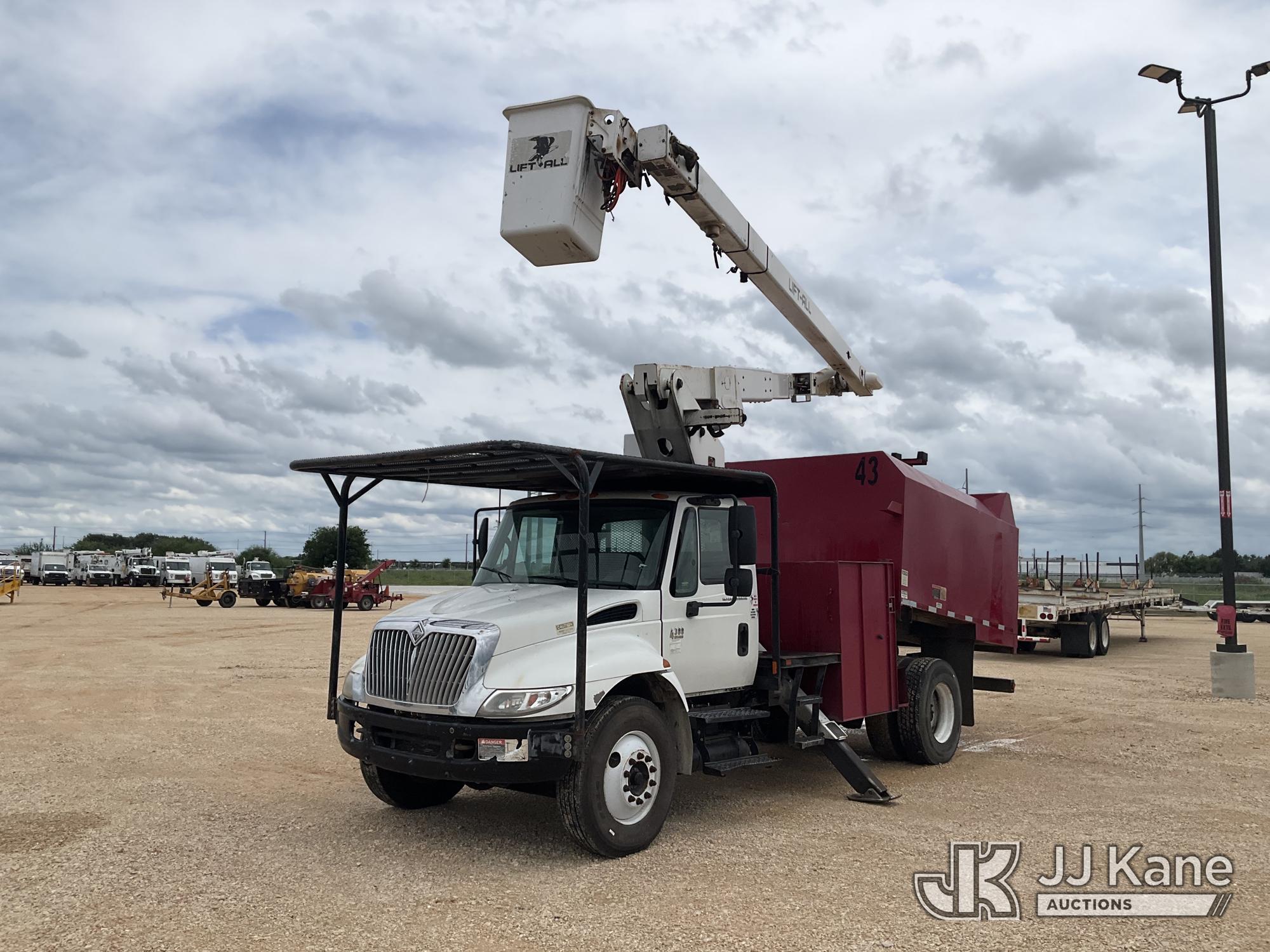 Photo of a 2007 International 4300