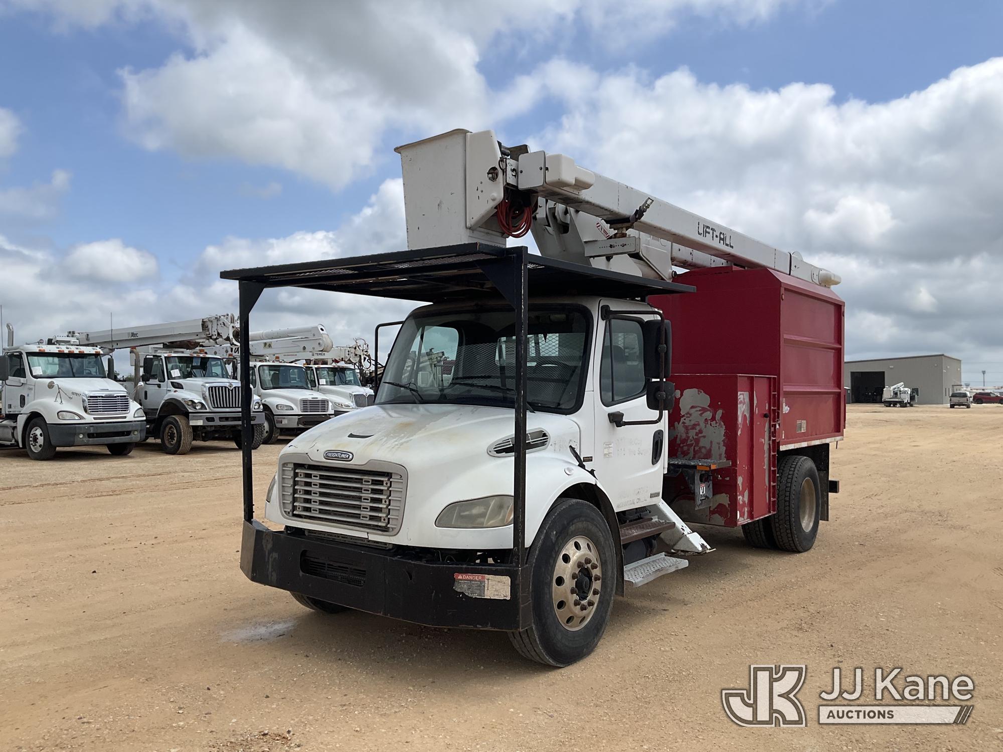 Photo of a 2008 Freightliner M2 106