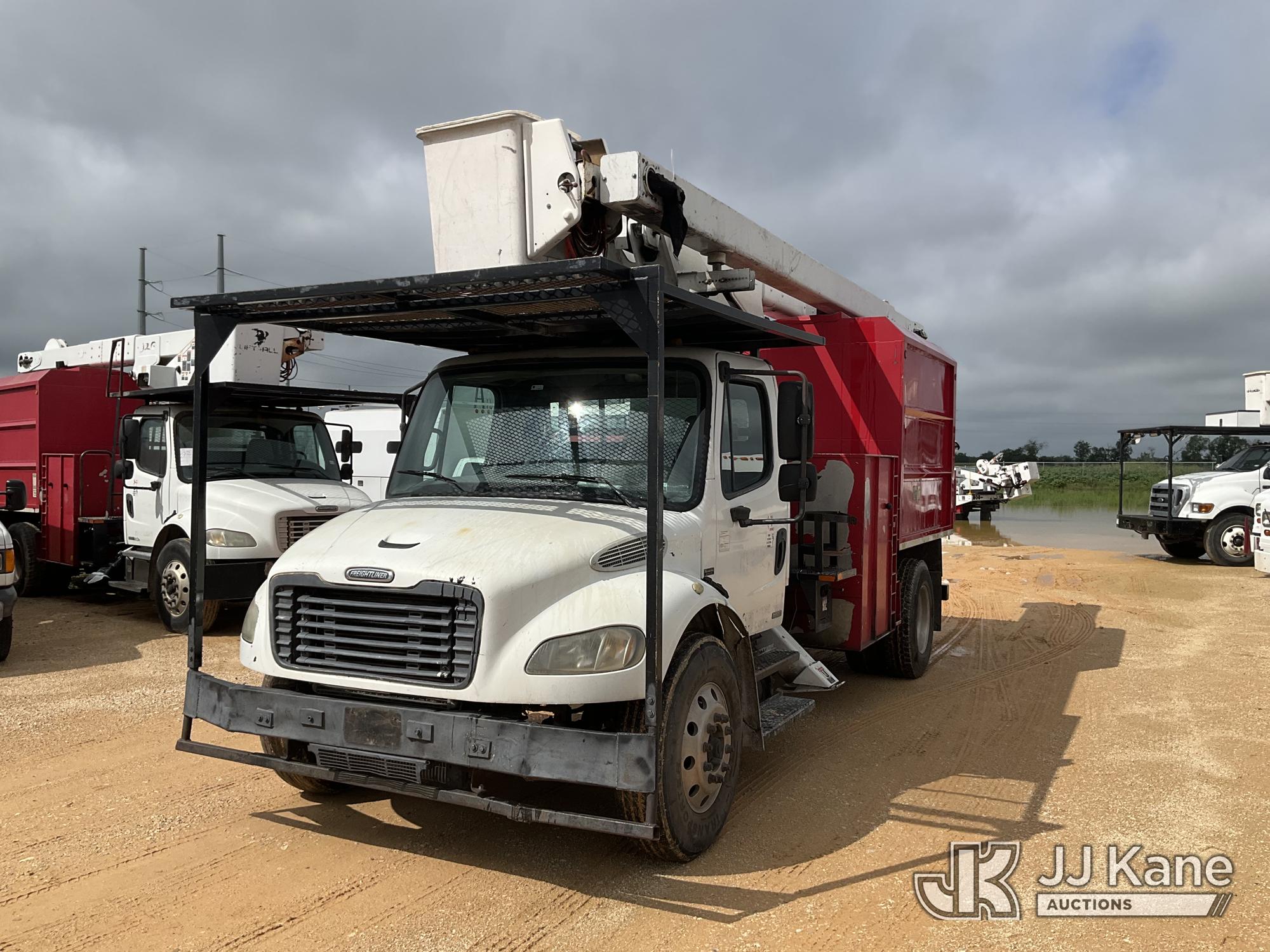 Photo of a 2008 Freightliner M2 106