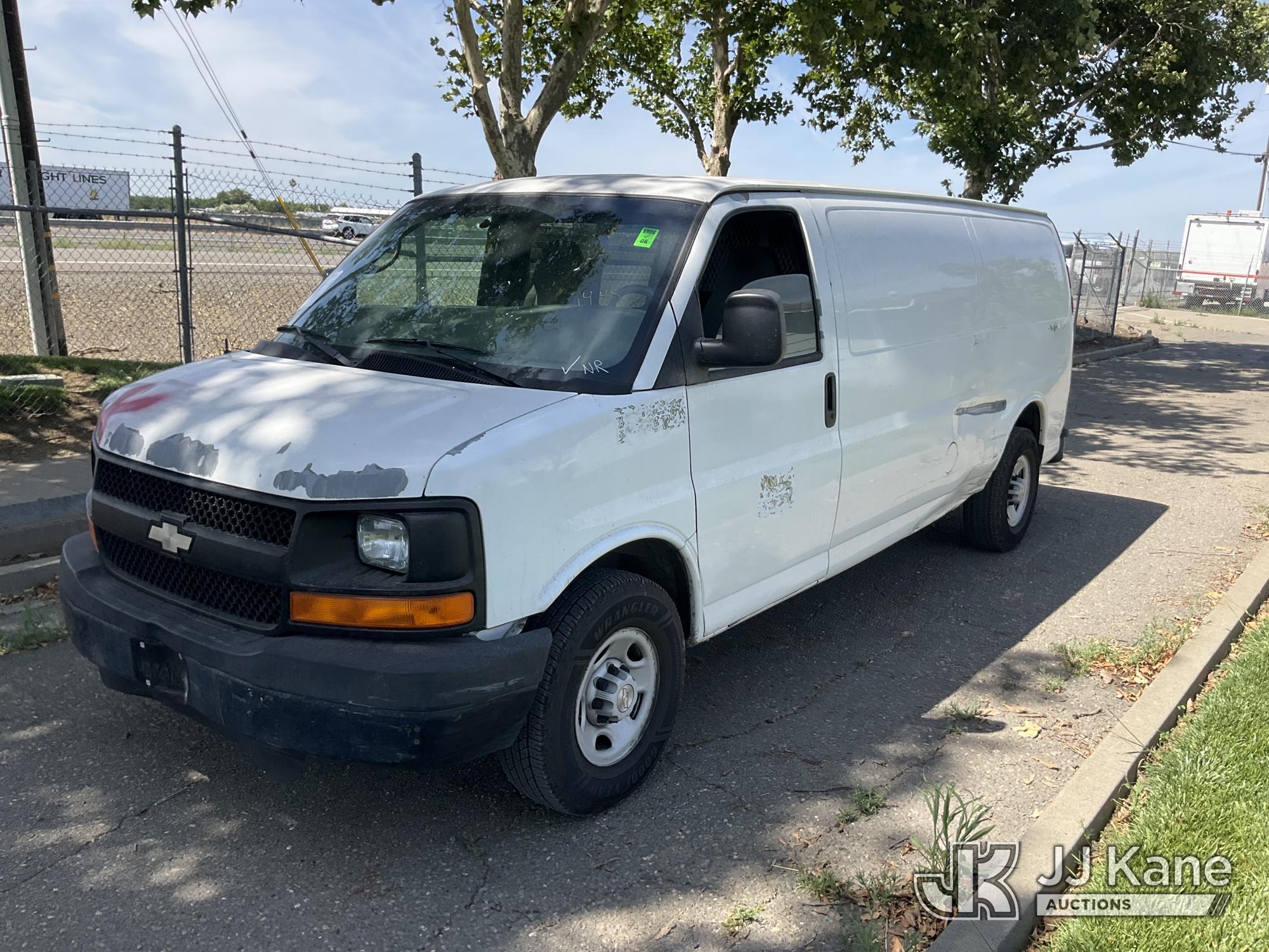 2008 Chevrolet Express 2500 Extended Cargo Cargo Window Van