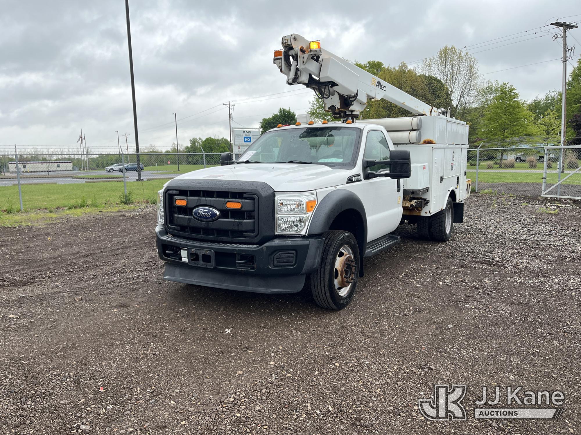 Photo of a 2015 Ford F-450 SD
