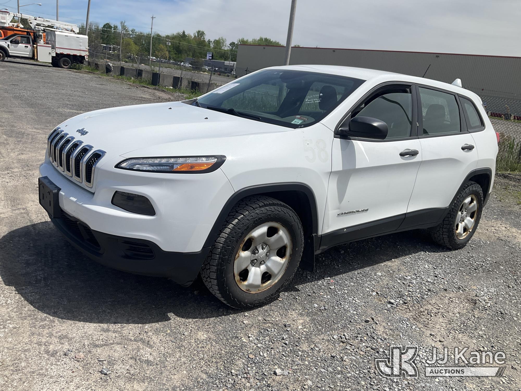 Photo of a 2015 Jeep Cherokee 4x4
