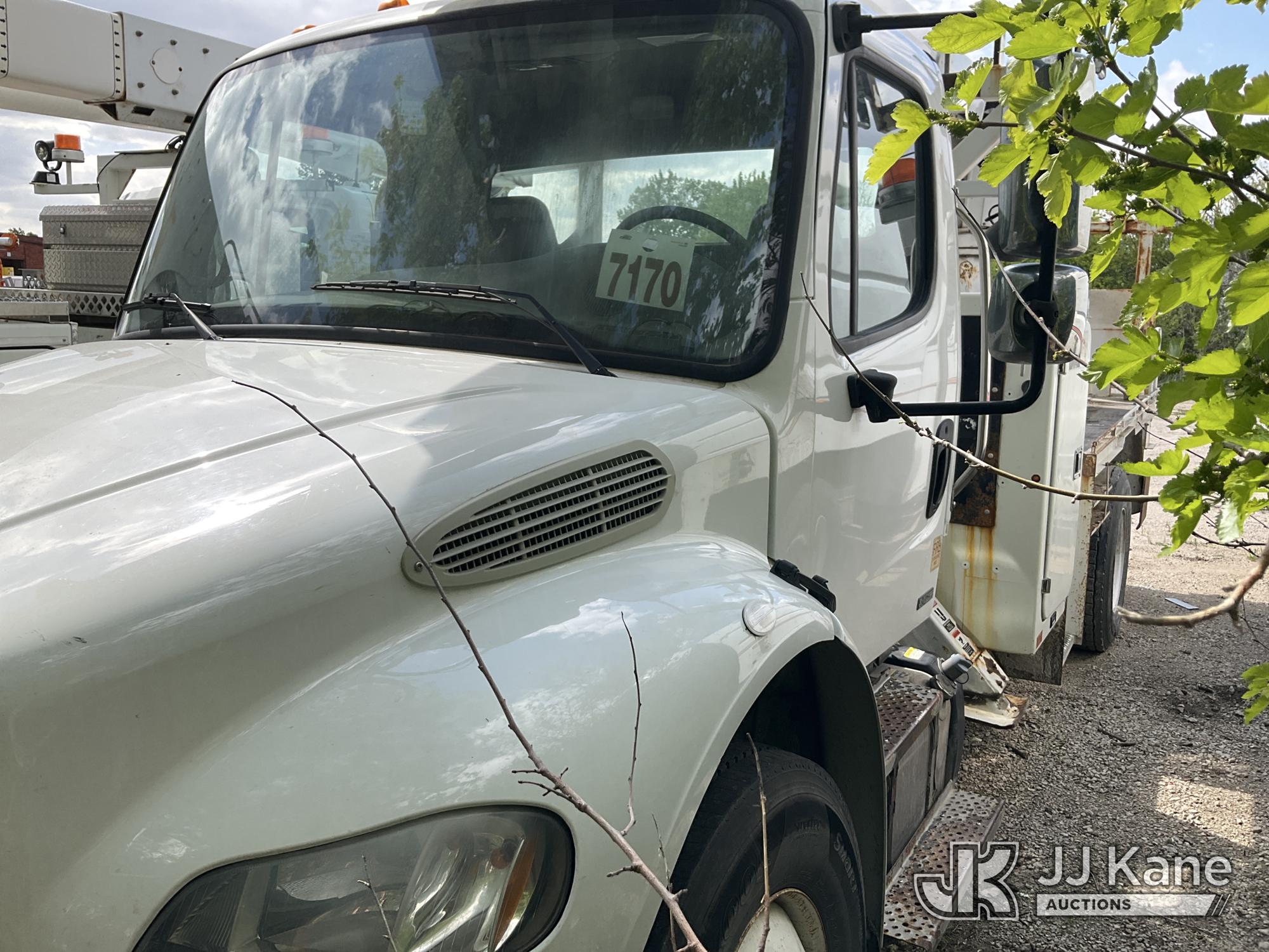 Photo of a 2012 Freightliner M2 106