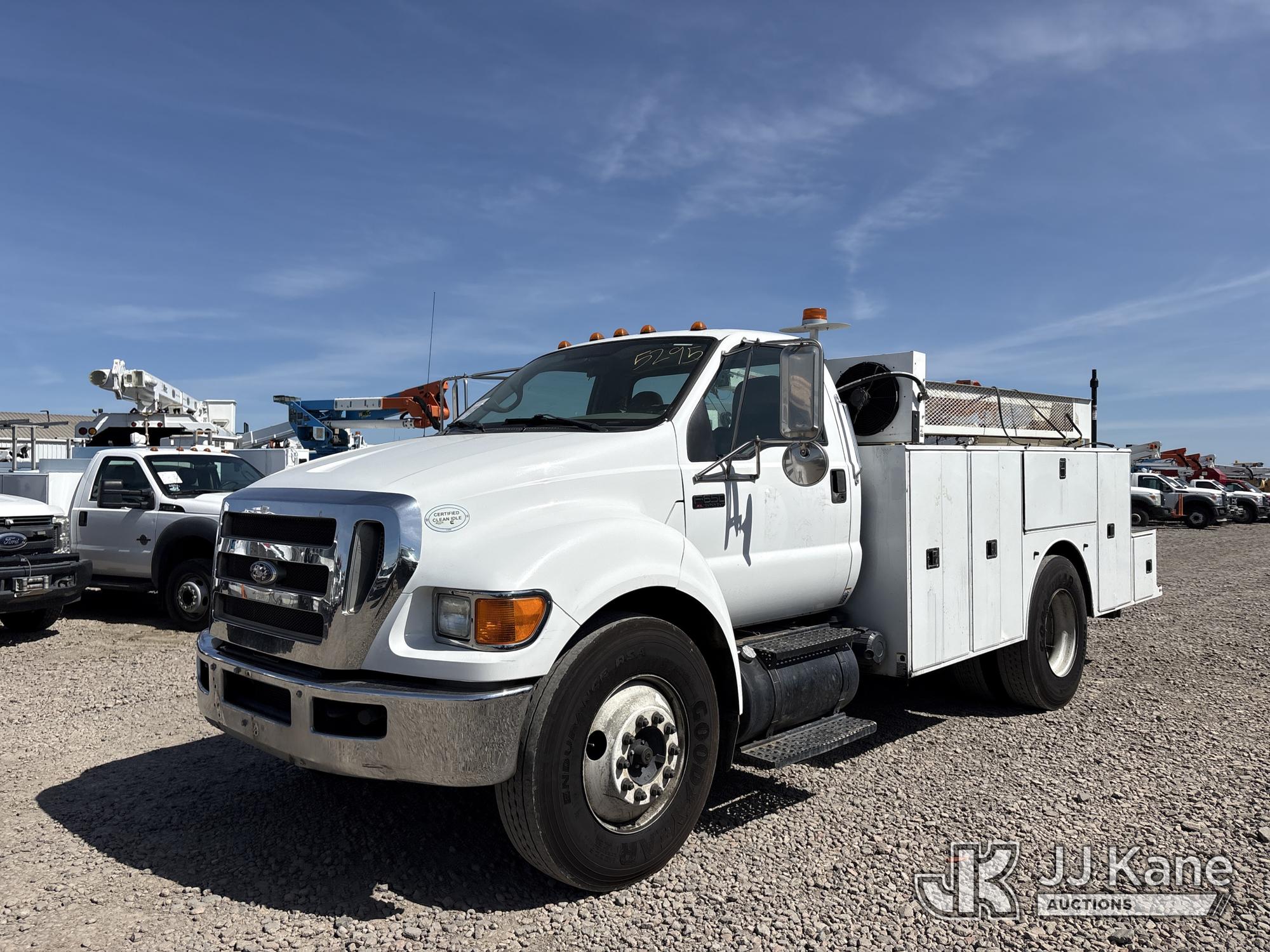 Photo of a 2009 Ford F-650
