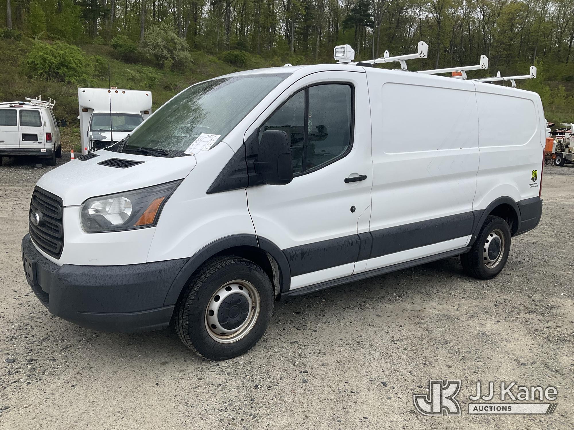 Photo of a 2016 Ford Transit-250