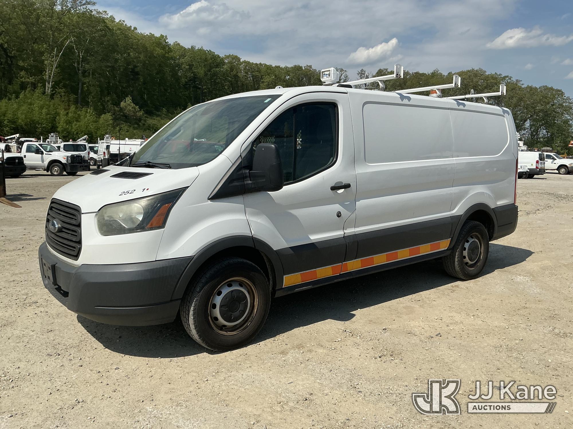 Photo of a 2016 Ford Transit